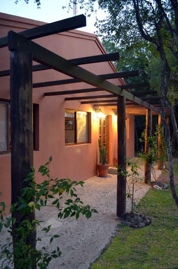 Posada Che Teindy Colonia Carlos Pellegrini  Esterno foto